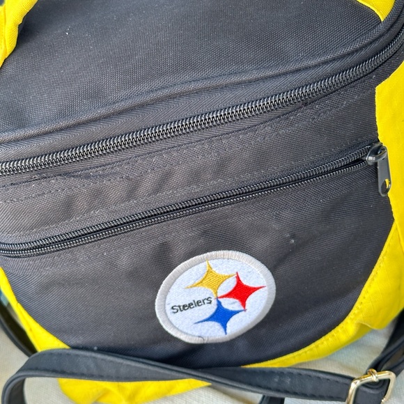 Pittsburgh Steelers Cooler - Picture 4 of 4